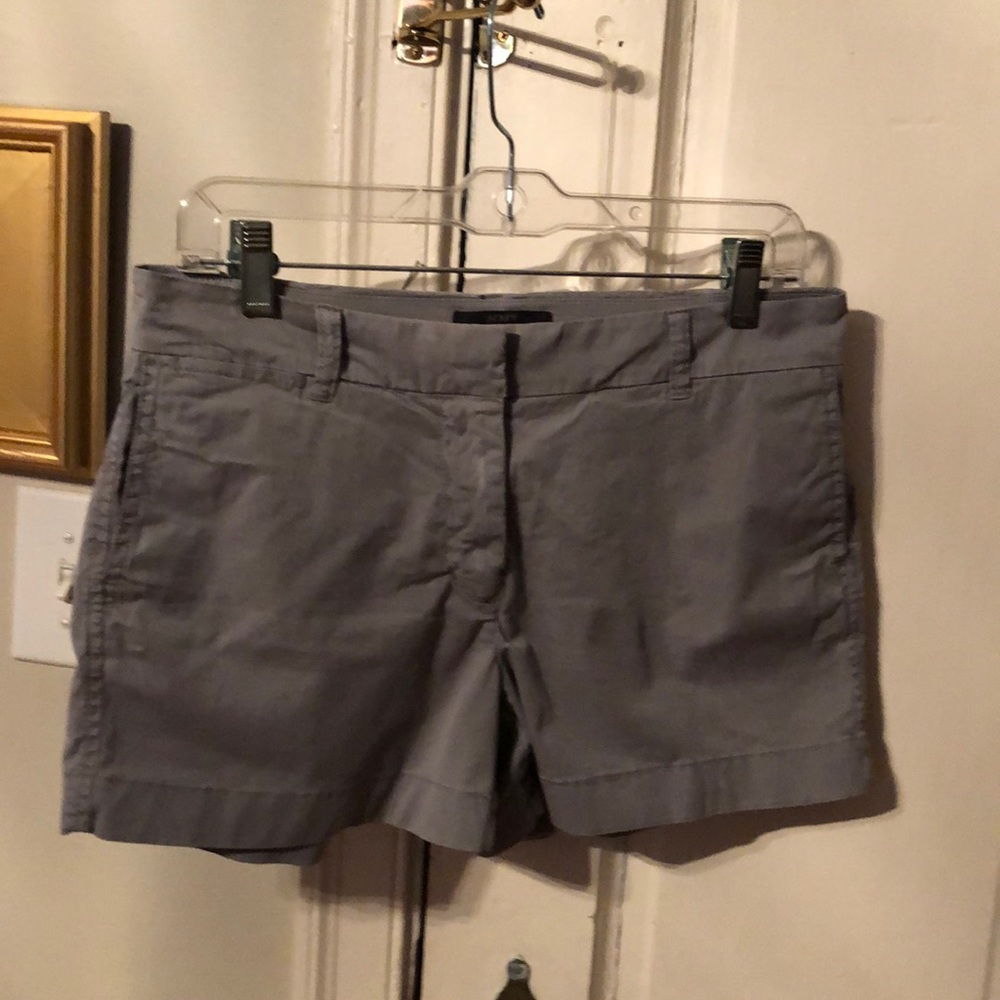 J. Crew chino short Size 6, 3.5 inseam Slate grey